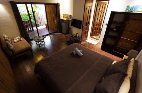 Barangay Buena Suerte Hotel | Fisheye The Rooms - Family room