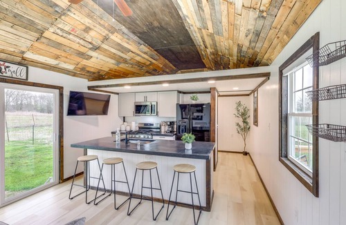 Lorena Apartment | Fishing Pond Access: Pet-Friendly Lorena Studio