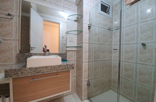 Castelo Branco Apartment | Fit 3 bedrooms Meia Praia Area Nobre