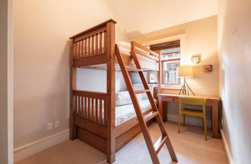 Whistler House | Fitzsimmons Walk 10 by Outpost Whistler