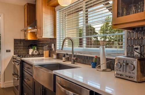 Northeast Heights House | Five Bedroom Charmer Close to Uptown