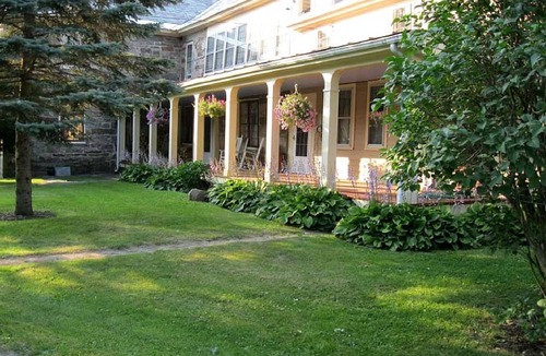Forest Dale House | Five-Bedroom Private Mansion for Rent near Lake Dunmore, Vermont