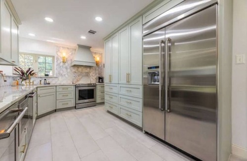 Westlake House | Five bedroom & three bathroom .69 acres with hot tube seats 8. 12 miles from DFW