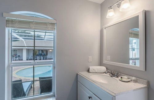 Marco Island House | Five bedrooms with beach access.