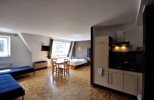 Bahnhofsviertel Hostel | Five Elements Hostel
