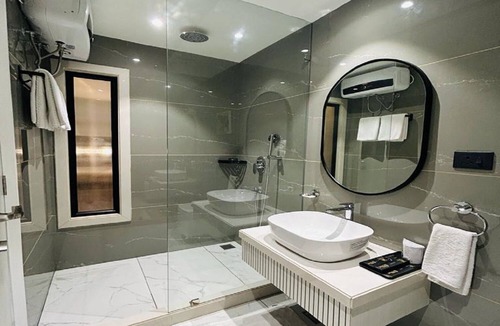 Haldwani Hotel | Five Elements Hotels Goldleaf Haldwani