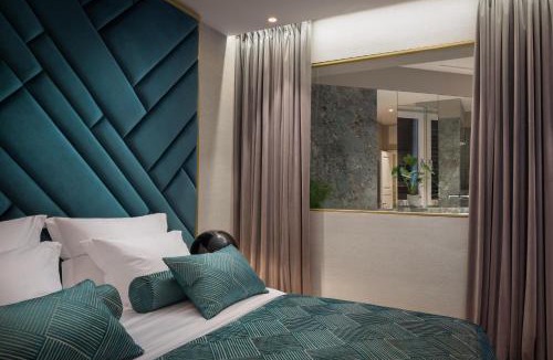Split Bed & Breakfast | Five Elements Luxury Rooms