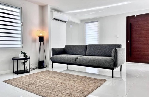Sabana Abajo House | Five-Minute Elegance: New Spacious Home with Pool