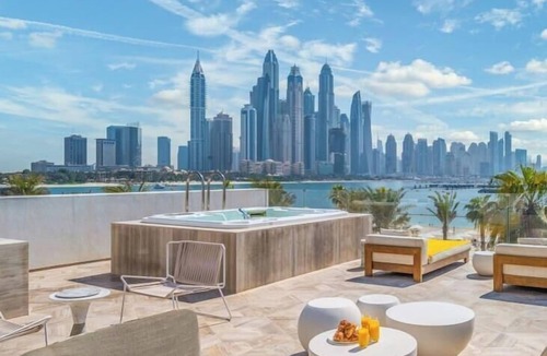 Palm Jumeirah Villa | FIVE Palm Beach Villa -Pool & Jacuzzi, 3-Level