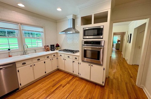 Athens House | Five Points/Gameday Retreat