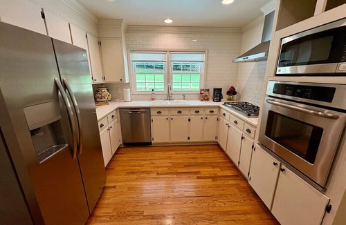 Athens House | Five Points/Gameday Retreat