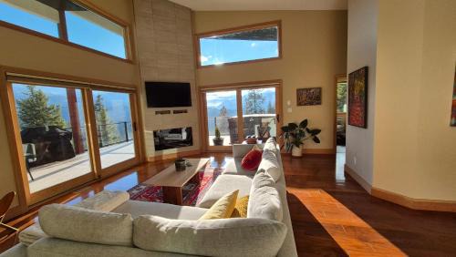 Taghum Villa | Five Star-Amazing views and Hot Tub