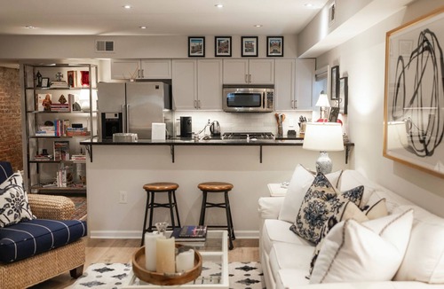Dupont Circle Apartment | Five star luxury in the heart of historic DuPont Circle in DC