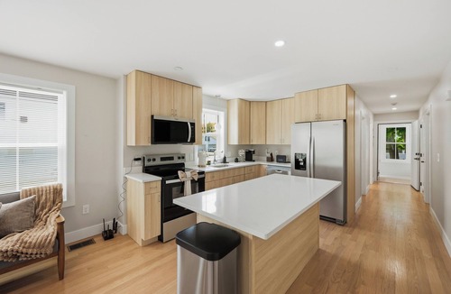 Wanskuck House | Five75 Lux Prov PC - Master Suite