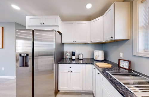 Providence Condo | Five75 Lux - PROV Suite 1 mins away from Federal Hill