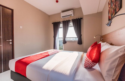 Bekasi Timur Hotel | Flagship 750 Mont Blanc