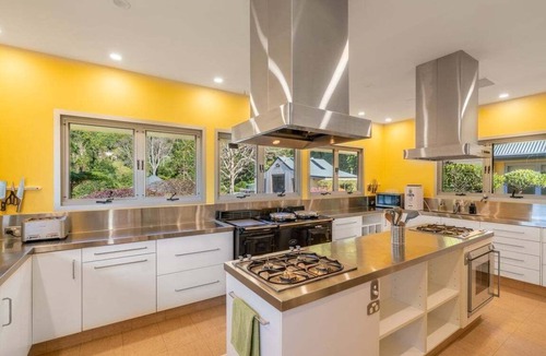 Jamberoo House | Flametrees - Serene luxury home with tranquil views on mountain tops