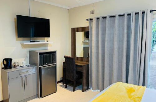 Umtata House | Flamingo B and B