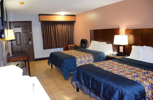 Okeechobee Hotel | Flamingo Motel
