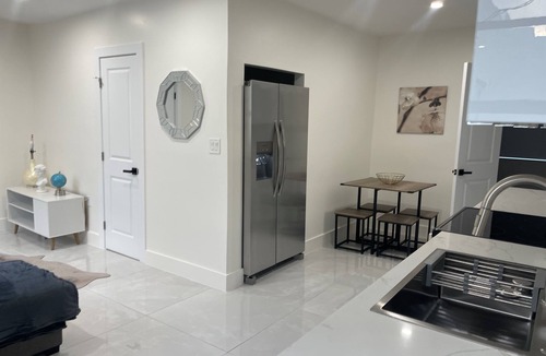 Flamingo Parks House | Flamingo Park Estate! Sleeps 16! MAJOR INTERNATIONAL SPORTING EVENT!