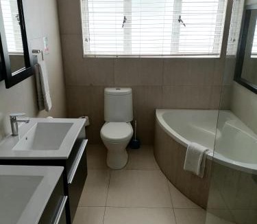 Umhlanga Bed & Breakfast | Flamingo Rocks