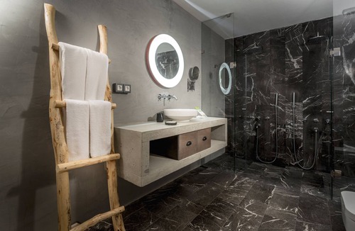 Golturkbuku Hotel | Flamm