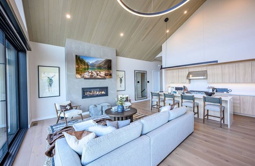 Park City House | *Flash Sale* Still Need 4th of July Plans?