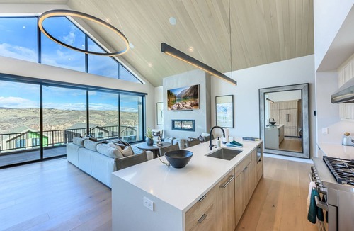 Park City House | *Flash Sale* Still Need 4th of July Plans?