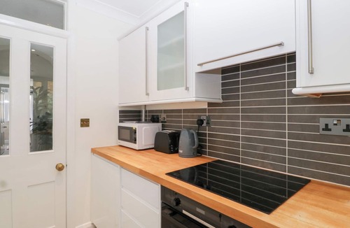 Cheltenham Cottage | Flat 2 Battledown Grange