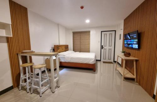 Las Pinas Hotel | Flat 35, Unit E