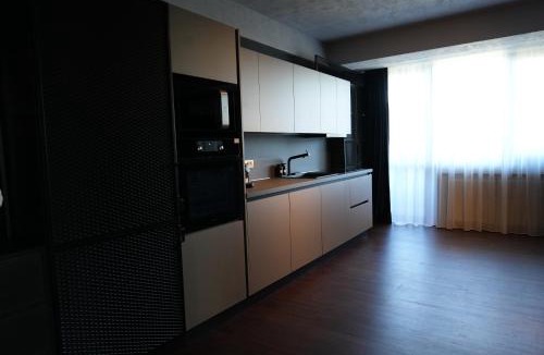 Otopeni Apartment | Flat 6 - Luxury Designer Apartment