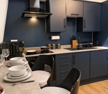 London Borough of Bromley Apartment | Flat 7 in central Bromley - underground parking