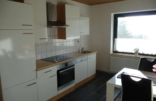 Bodenwerder House | Flat "Apartment with terrace and sunbathing lawn