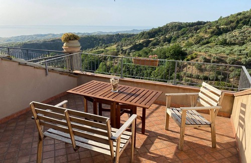 Badolato Apartment | Flat House Aphrodite