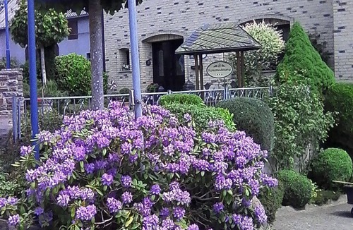 Bereborn Apartment | Flat in Bereborn with terrace and garden