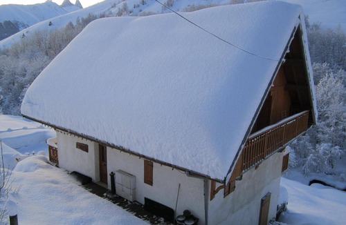 Saint-Sorlin-d'Arves Apartment | Flat in chalet