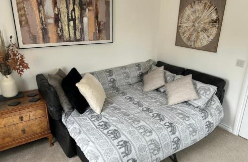 Filton Apartment | Flat in Filton Mod Rolls Royce gkn