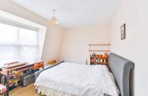 Vauxhall Bed & Breakfast | Flat in Lambeth
