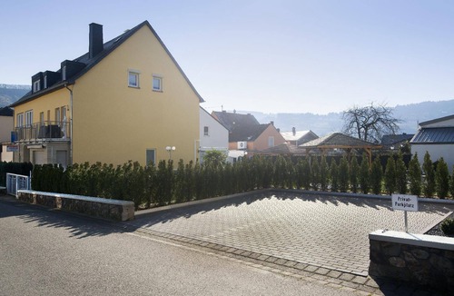 Trittenheim Apartment | Flat in Trittenheim with large garden