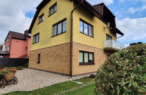Zarnowska Apartment | Flat in Żarnowska with large garden