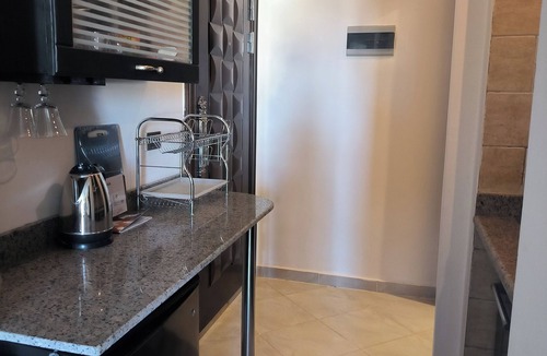 Sahl Hasheeh Apartment | Flat inside the hotel with heated pool and WiFi