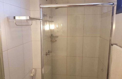 Caminho das Arvores Apartment | Flat Mercure Boulevard Side