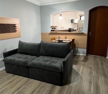 Gonzaga Apartment | FLAT no Gonzaga com estacionamento incluso