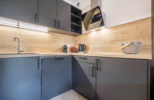 Castion Veronese Apartment | Flat 'Perlago' with shared pool, Wi-Fi and air conditioning