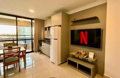 Jardim dos Estados Apartment | Flat Planejado com Vista para Avenida Afonso Pena