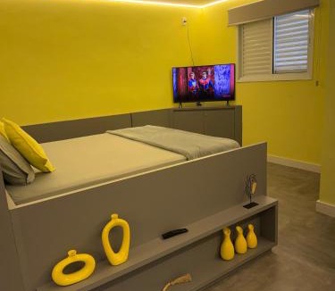 Sorocaba Apartment | Flat Red Sorocaba - Yellow