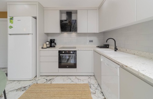 Kadriye Apartment | Flat w Pool and Balcony 10 min to Beach in Serik
