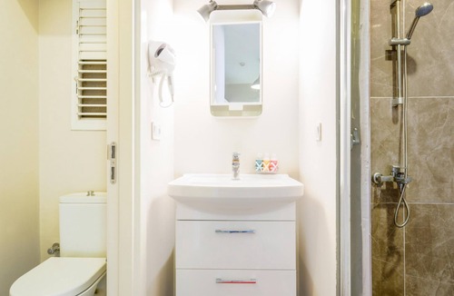Urla Apartment | Flat w Pooltable and Tennis Table 15 min to Beach