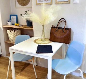 Brevnov Apartment | Flat white flat