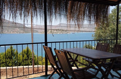 Bozburun House | Flat with Island View in Adatepe, Bozburun